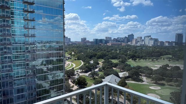 5925 Almeda Road 11612, Houston, TX 77004