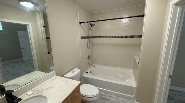 5925 Almeda Road 11612, Houston, TX 77004