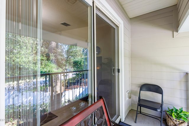 8196 CABIN LAKE Circle, 106, Jacksonville, FL 32256