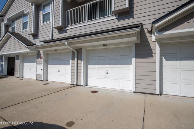 8196 CABIN LAKE Circle, 106, Jacksonville, FL 32256