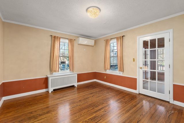 134 Richmond Ave, Worcester, MA 01602