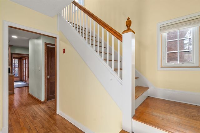 134 Richmond Ave, Worcester, MA 01602