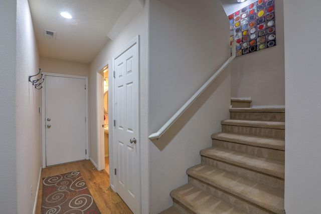 7715 BRIAR RIDGE Avenue NW, Albuquerque, NM 87114