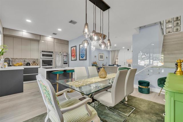 3309 W 91st Terrace, Hialeah, FL 33018