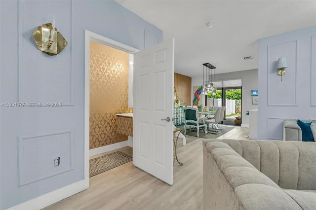 3309 W 91st Terrace, Hialeah, FL 33018
