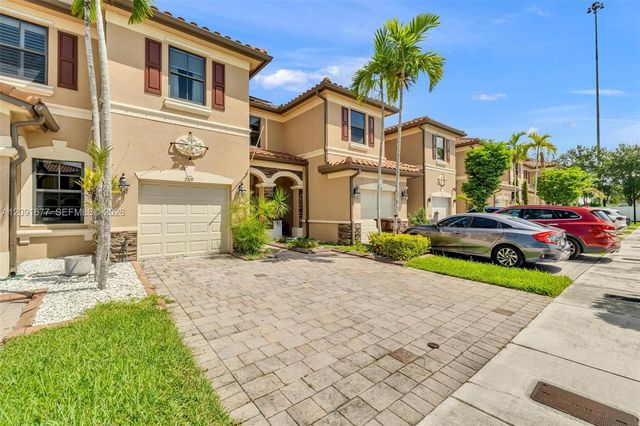 3309 W 91st Terrace, Hialeah, FL 33018
