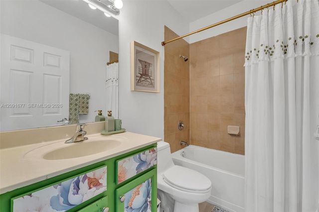 3309 W 91st Terrace, Hialeah, FL 33018