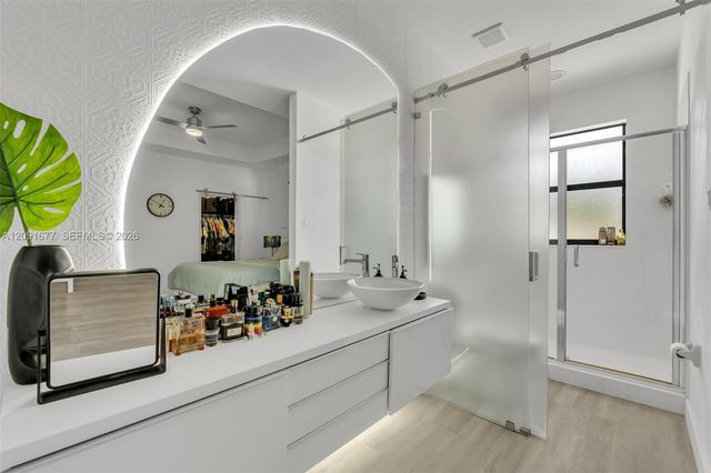3309 W 91st Terrace, Hialeah, FL 33018