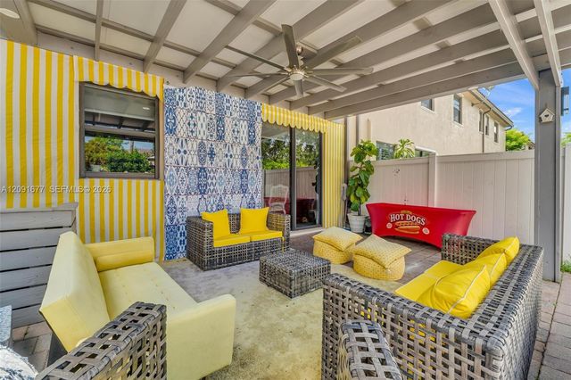 3309 W 91st Terrace, Hialeah, FL 33018