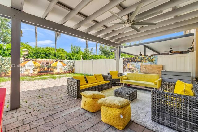 3309 W 91st Terrace, Hialeah, FL 33018