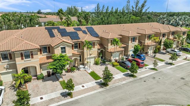 3309 W 91st Terrace, Hialeah, FL 33018