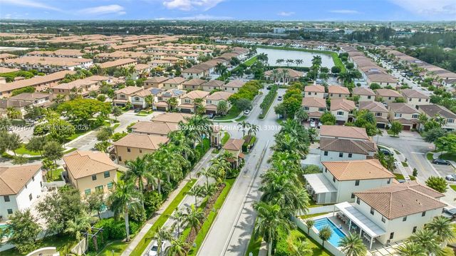 3309 W 91st Terrace, Hialeah, FL 33018
