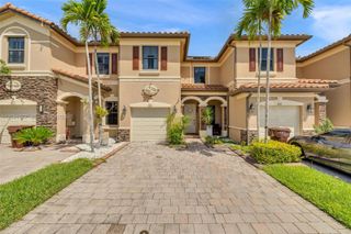 3309 W 91st Terrace, Hialeah, FL 33018