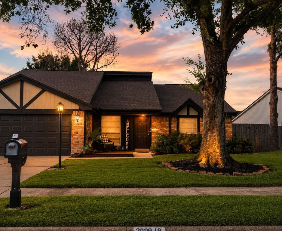 20010 Fort Bowie Court, Katy, TX 77449
