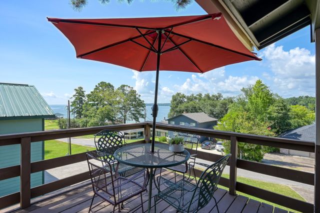 71 Edgewater Way, Point Blank, TX 77364