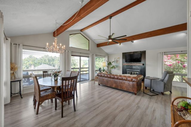 71 Edgewater Way, Point Blank, TX 77364
