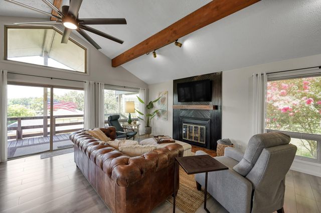 71 Edgewater Way, Point Blank, TX 77364