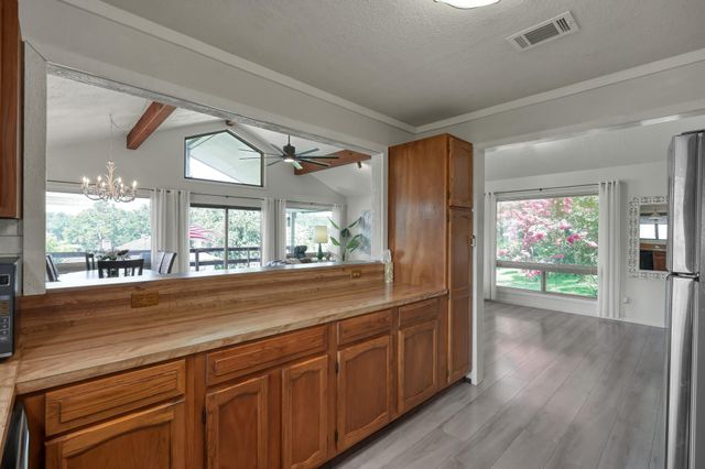 71 Edgewater Way, Point Blank, TX 77364