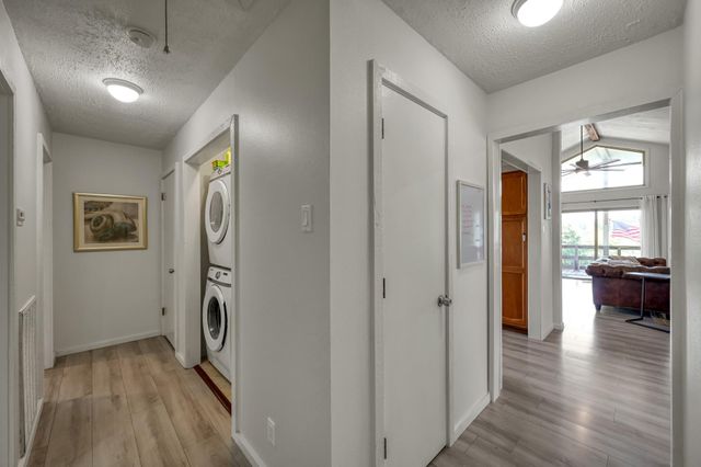 71 Edgewater Way, Point Blank, TX 77364