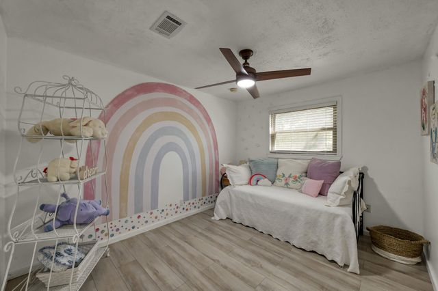 71 Edgewater Way, Point Blank, TX 77364
