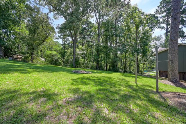 71 Edgewater Way, Point Blank, TX 77364
