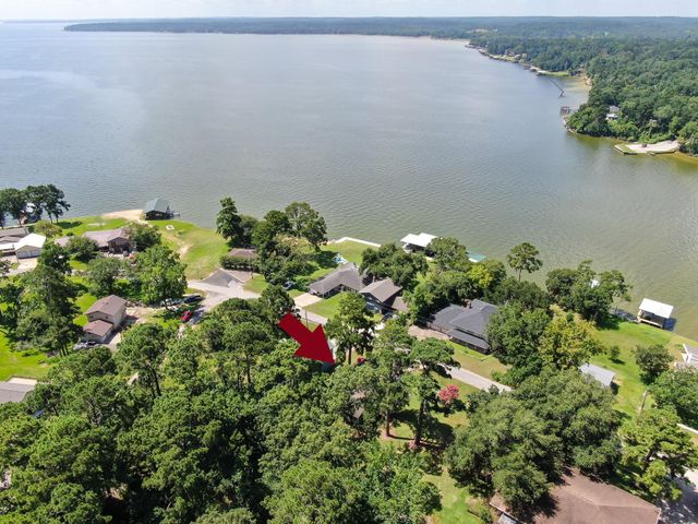 71 Edgewater Way, Point Blank, TX 77364