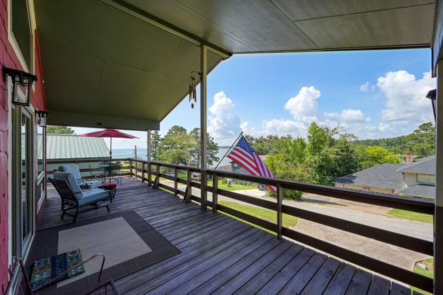 71 Edgewater Way, Point Blank, TX 77364