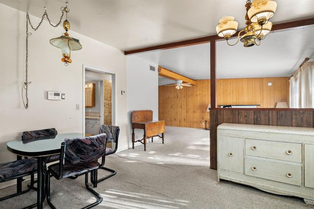 2043 Ellis St, Modesto, CA 95354