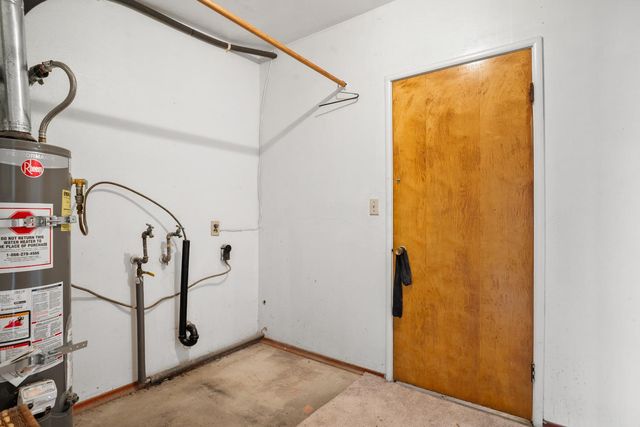 2043 Ellis St, Modesto, CA 95354