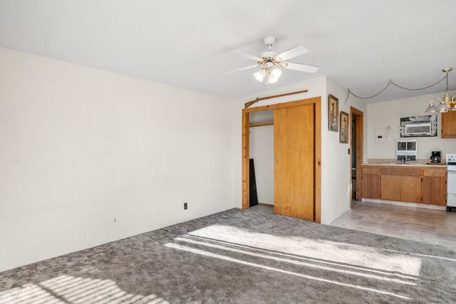 2043 Ellis St, Modesto, CA 95354