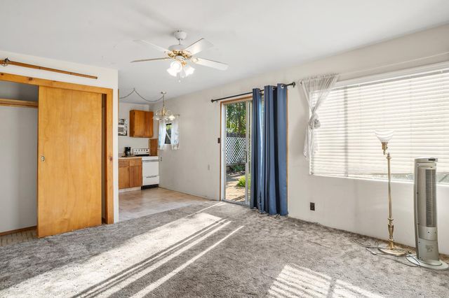 2043 Ellis St, Modesto, CA 95354