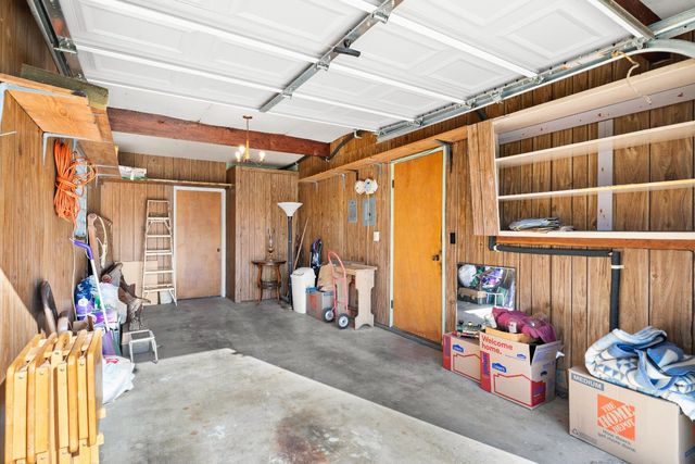 2043 Ellis St, Modesto, CA 95354