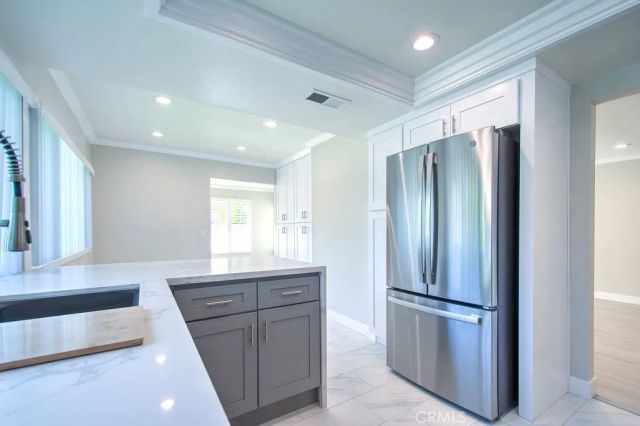 1 Dogwood North, Irvine, CA 92612