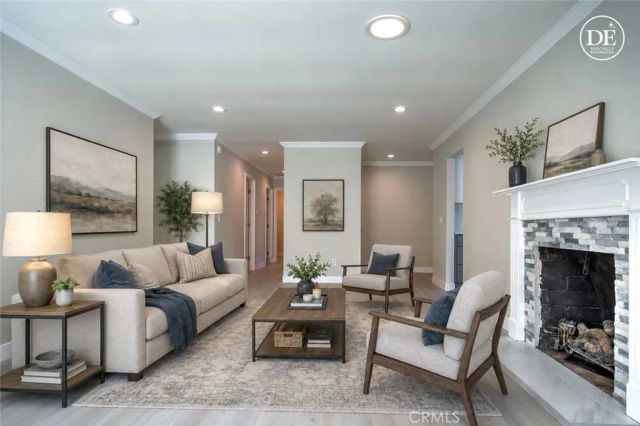 1 Dogwood North, Irvine, CA 92612