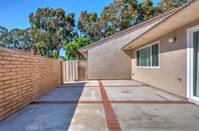 1 Dogwood North, Irvine, CA 92612