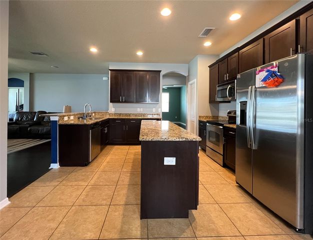 6906 BOULDER RUN LOOP, Wesley Chapel, FL 33545