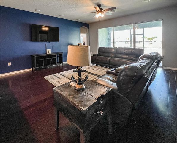 6906 BOULDER RUN LOOP, Wesley Chapel, FL 33545