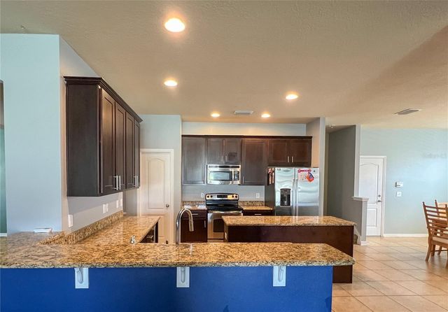 6906 BOULDER RUN LOOP, Wesley Chapel, FL 33545