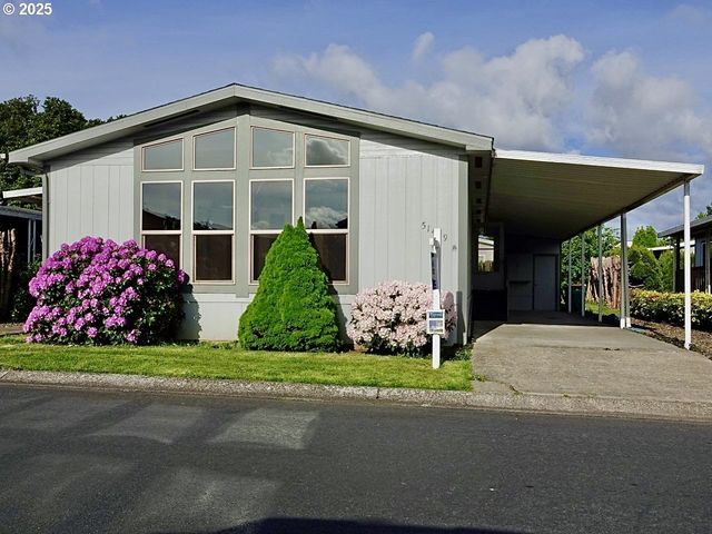 51499 Se 6 St 32, Scappoose, OR 97056