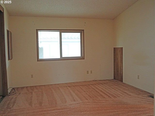 51499 Se 6 St 32, Scappoose, OR 97056