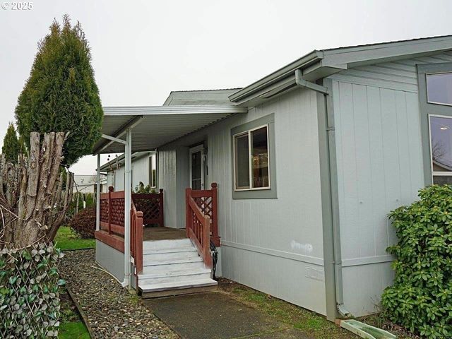 51499 Se 6 St 32, Scappoose, OR 97056