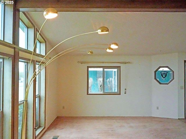 51499 Se 6 St 32, Scappoose, OR 97056