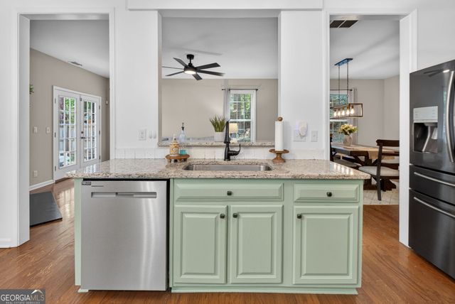 1 The Promenade, Newnan, GA 30265