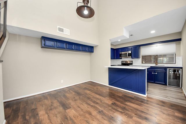 651 Davis Road, League City, TX 77573