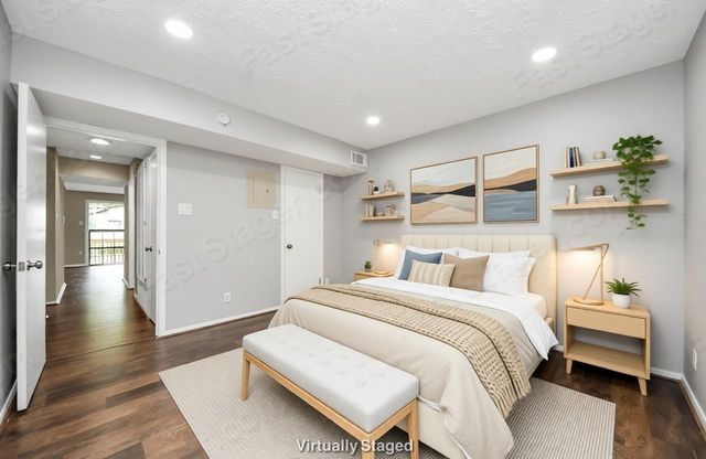 651 Davis Road, League City, TX 77573