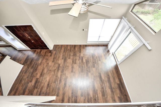 651 Davis Road, League City, TX 77573