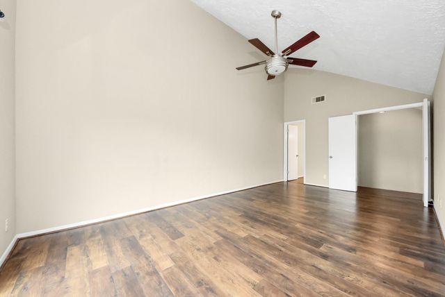 651 Davis Road, League City, TX 77573
