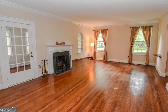 847 E College Street, Griffin, GA 30224