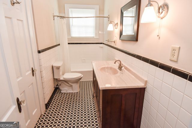 847 E College Street, Griffin, GA 30224