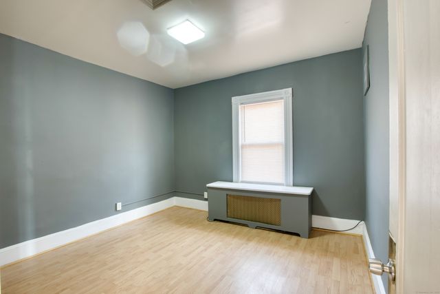 103 Hungerford Street 3RD FL, Hartford, CT 06106
